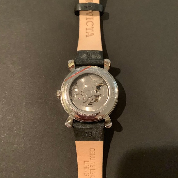 Watch - Picture 3 of 7